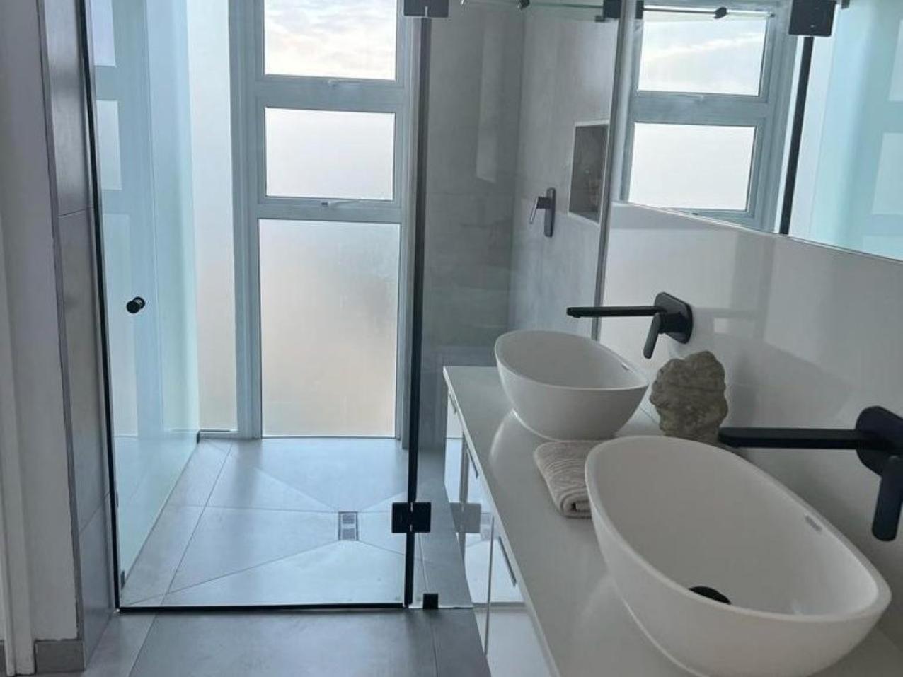 Kelly'S Beachfront Apartments Port Alfred Bilik gambar